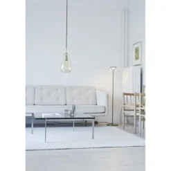 Anoli 1 Medium Pendel - Nordic Gold/Gold i elegant dråbedesign af Sofie Refer