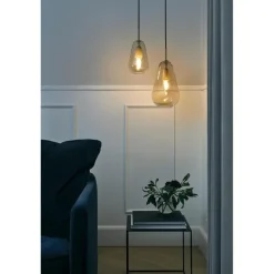 Anoli 1 Medium Pendel - Nordic Gold/Gold i elegant dråbedesign af Sofie Refer