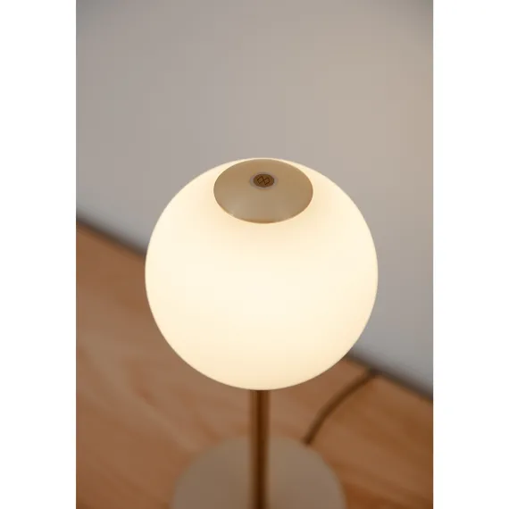 Audrey Bordlampe H37 USB-C Oplader