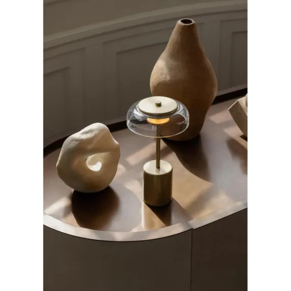 Blossi Mini Portable Bordlampe - Nuura (Nordic Gold, Klar, Genopladelig)