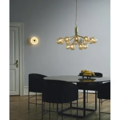 BLOSSI VÆGLAMPE NORDISK GULD/OPAL