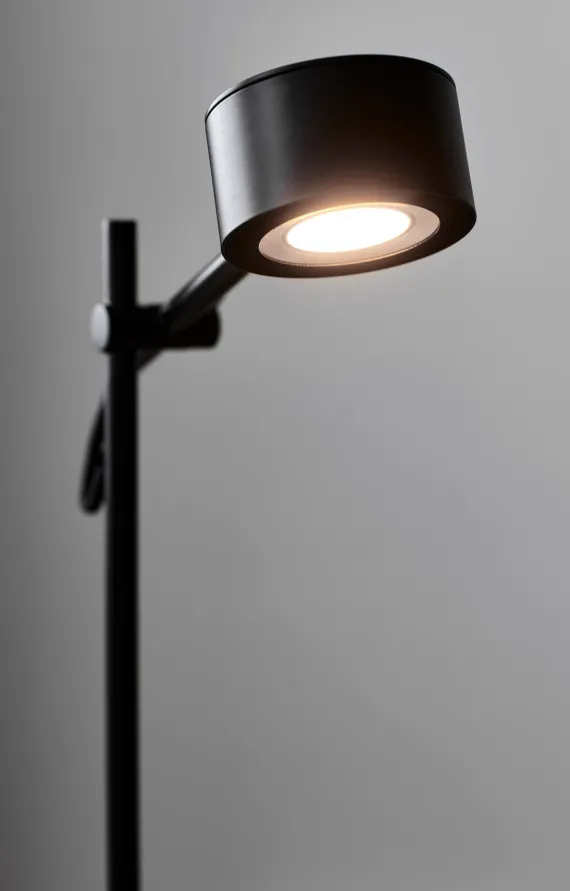 Clyde | Gulvlampe | Sort