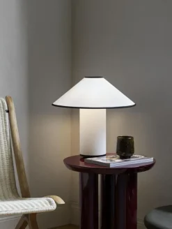 COLETTE ATD6 - BORDLAMPE - HVID/RØD