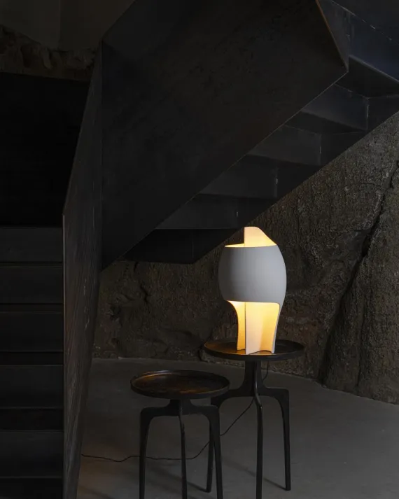 DCWéditions Grande B Bordlampe - Gypsum/Aluminium
