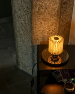 DCWéditions In The Sun 220 Bordlampe - Silver/Gold