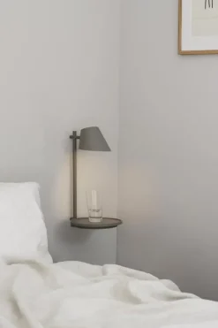 DFTP Stay Væglampe Grå - Justerbart & Moderne Design