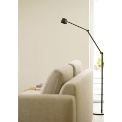 DIRECTION F2 H130 - GULVLAMPE - SORT