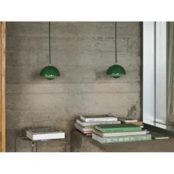 FLOWERPOT VP10 - PENDEL Ø16– SIGNAL GREEN