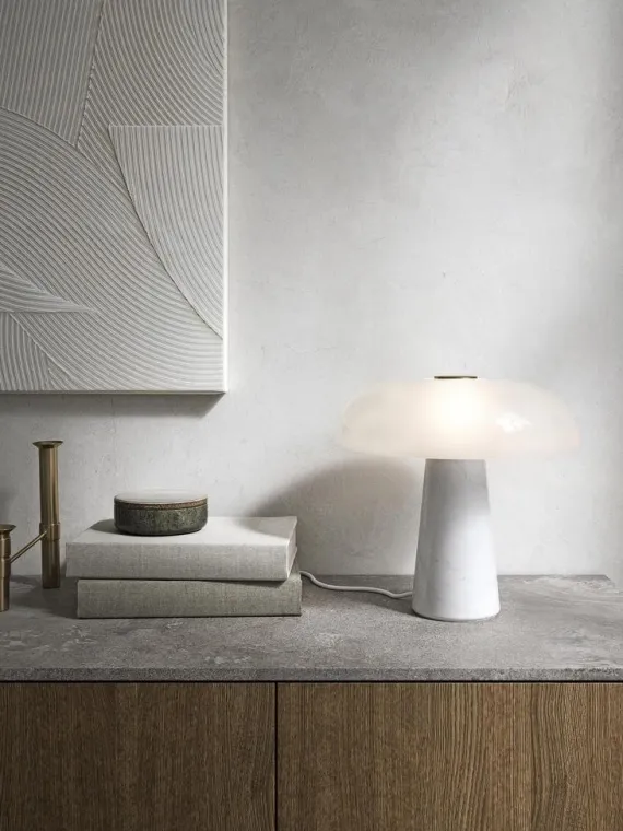 Glossy Bordlampe - Design For The People