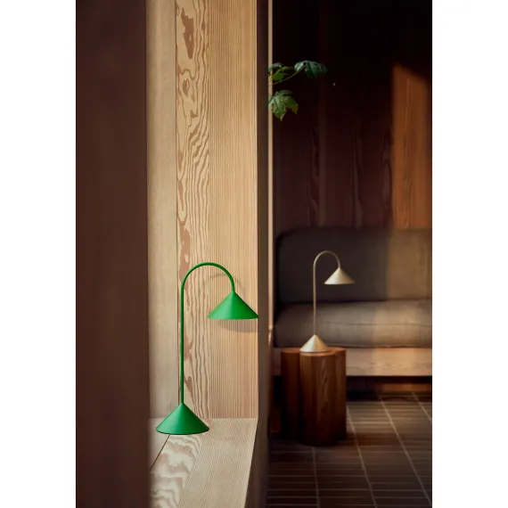 GRASP BORDLAMPE H47 GRØN PORTABLE