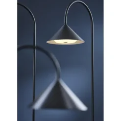 GRASP BORDLAMPE H72 MAT SORT PORTABLE - Frandsen