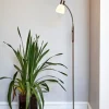 HUDSON GULVLAMPE LED 1 ARM OPAL