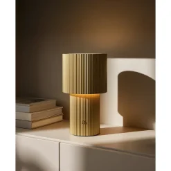 ILUMA - PORTABLE LAMPE - GULD