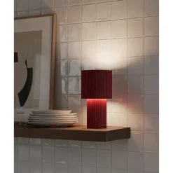 ILUMA - PORTABLE LAMPE - RØD
