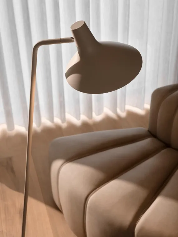 MAKOTO G9 SATIN KROM BORDLAMPE