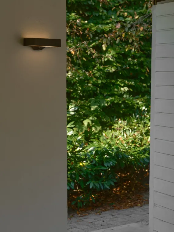 Monay Square Solar | Væglampe | Sort