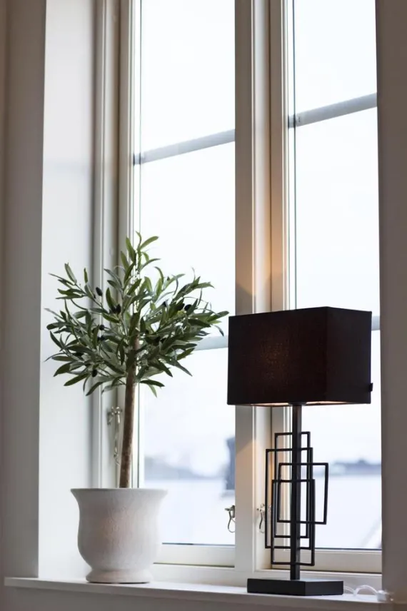PARAGON BORDLAMPE H69