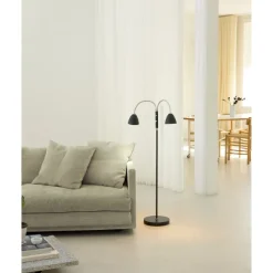 ROOM GULVLAMPE 2 ARM SORT KROM