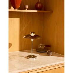 Stepp 1-2-3 Portable - Mørke Krom - Genopladelig bordlampe i elegent finish