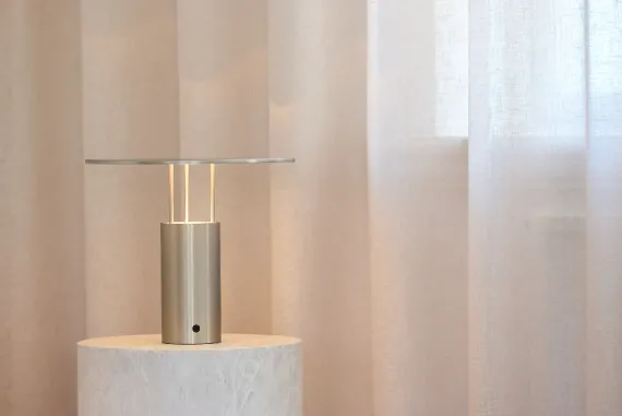 Tempel 280 Bordlampe - Aluminium/Stål - Piet Hein