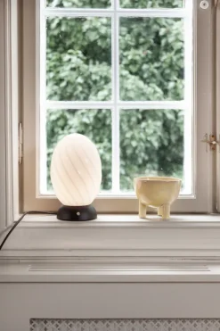 TWIST BORDLAMPE SORT